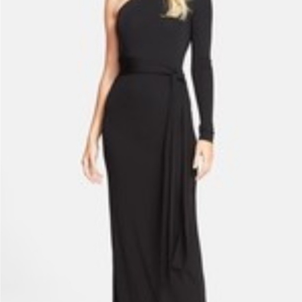 Diane Von Furstenburg Elegant Black Coco One-Shoulder Dress